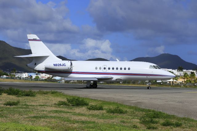 Dassault Falcon 2000 (TWY20)