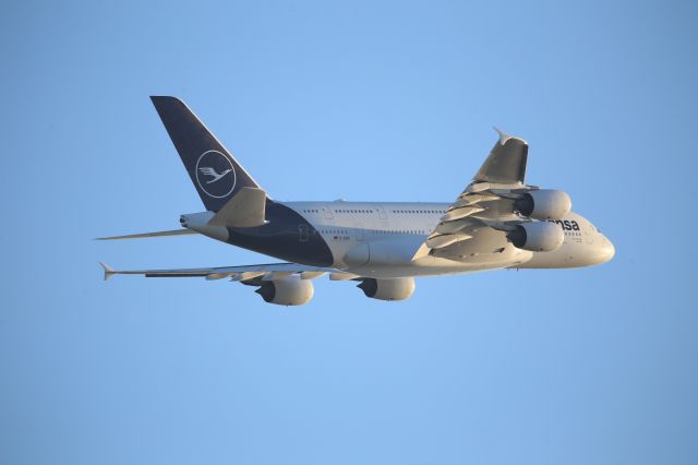 Airbus A380-800 (D-AIMC)