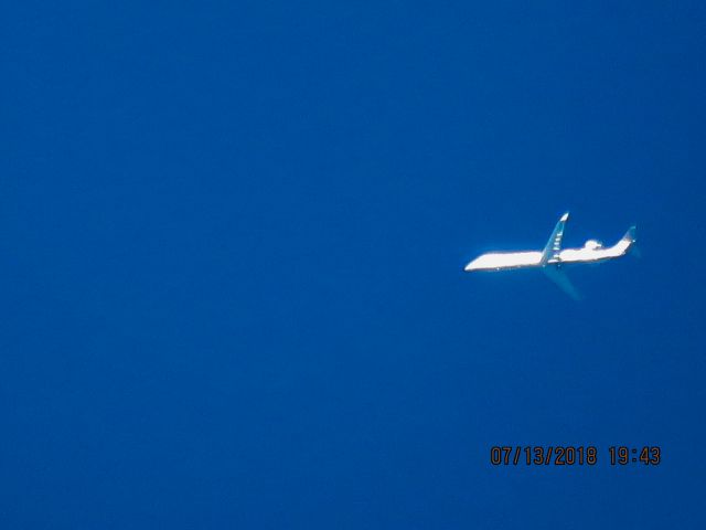 Canadair Regional Jet CRJ-900 (N926LR)