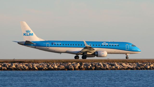 Embraer 170/175 (PH-EZA)