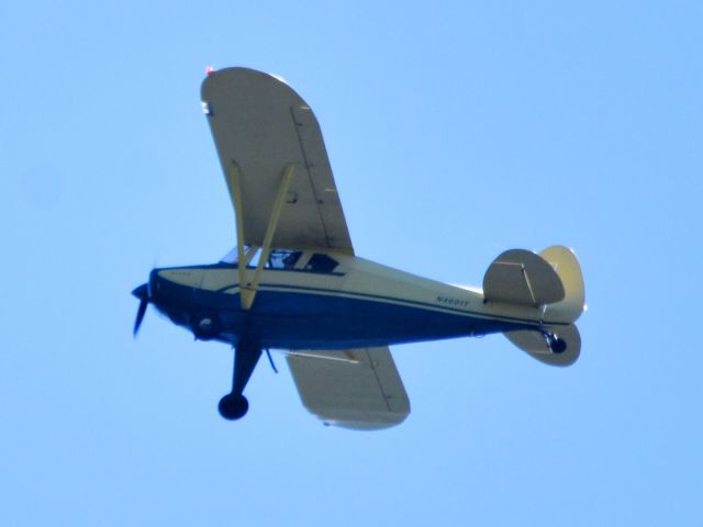 Piper PA-22 Tri-Pacer (N4691T)
