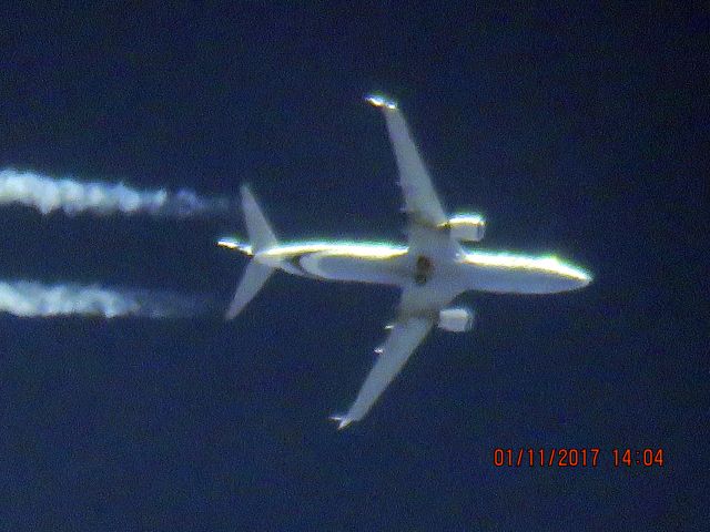 Boeing 737-800 (N587AS)