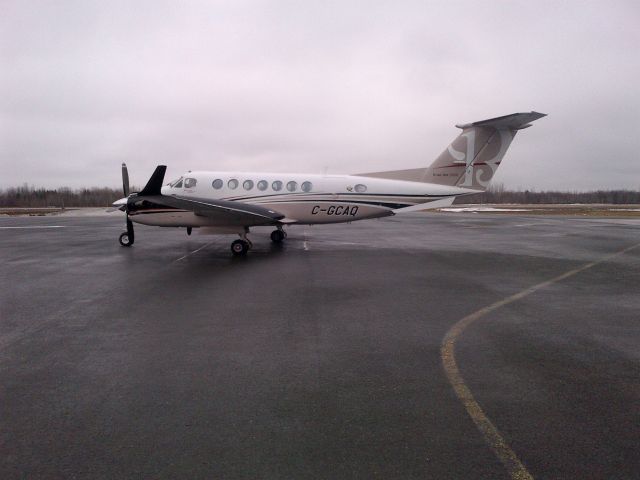 Beechcraft Super King Air 350 (C-GCAQ)