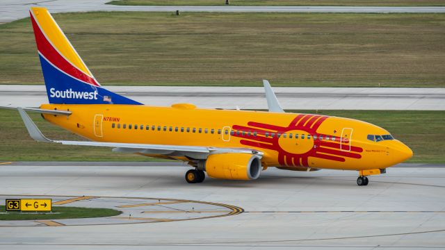 Boeing 737-700 (N781WN) - New Mexico One after arriving 13Rbr /9/5/18