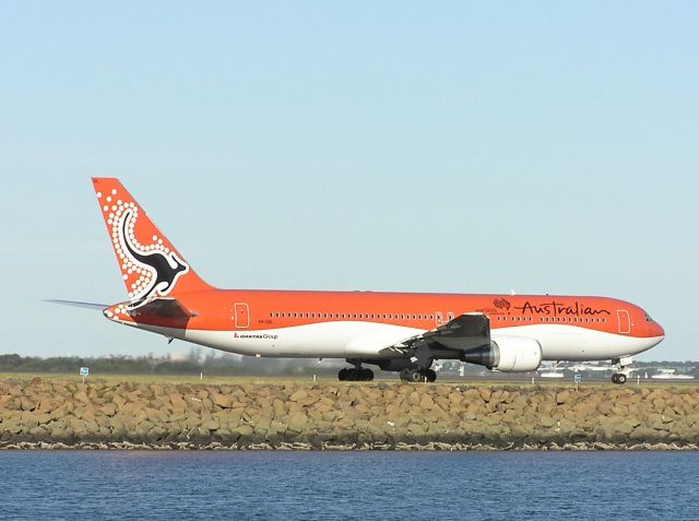 VH-DGL —