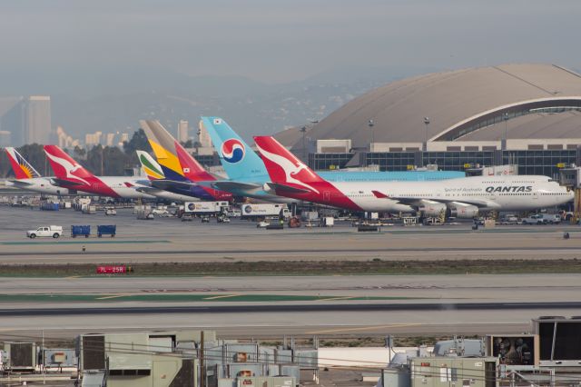 Boeing 747-400 (VH-OEE)