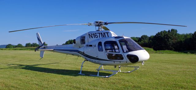 N167MT — - SOLBERG AIRPORT-READINGTON, NEW JERSEY, USA-JULY 25, 2015: Seen at the 2015 Quick Chek New Jersey Festival of Ballooning.