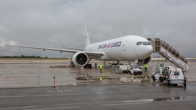 Boeing 777-200 (F-HMRF)