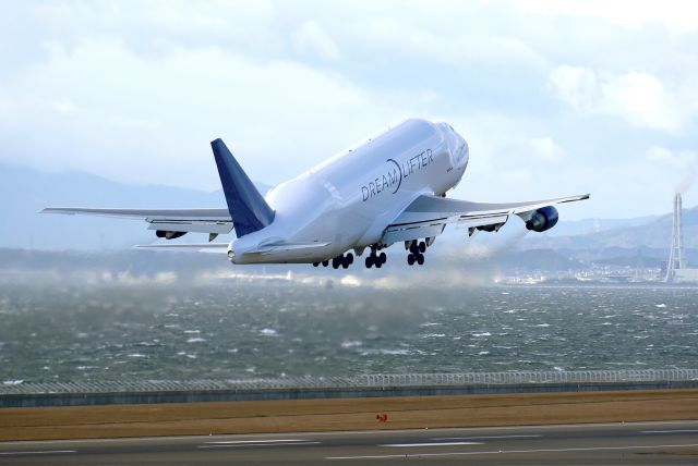 Boeing 747-400 (N249BA)