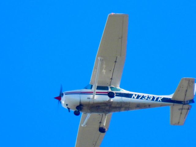 Cessna Skyhawk (N733TK)