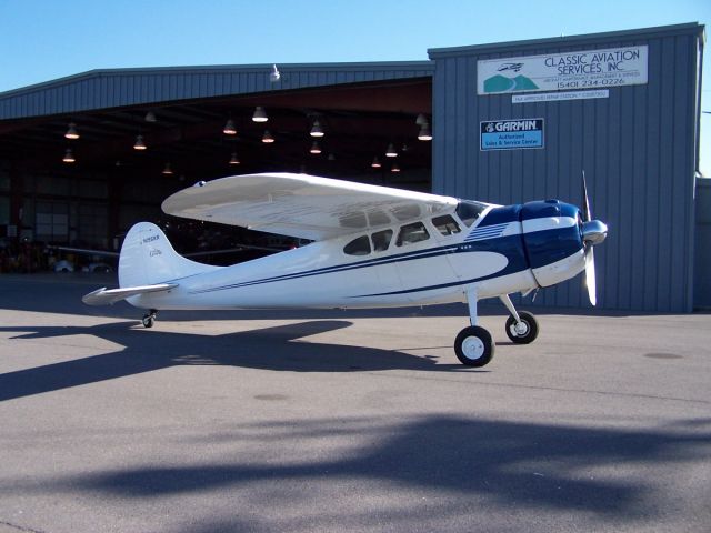 Cessna LC-126 (N195KR)