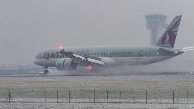 Boeing 787-8 (A7-BHC)