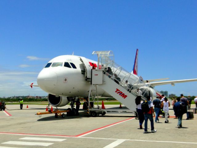 Airbus A320 (PR-MBY)