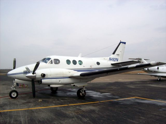 Beechcraft King Air 90 (N492PA)