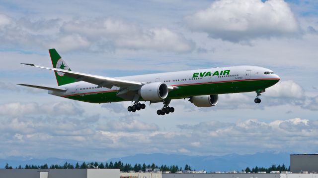 BOEING 777-300 (B-16720) - BOE437 on final to Rwy 16R to complete a flight test on 6/19/14. (LN:1213 / cn 41820).