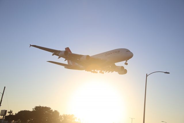 Airbus A380-800 (VH-OQJ)