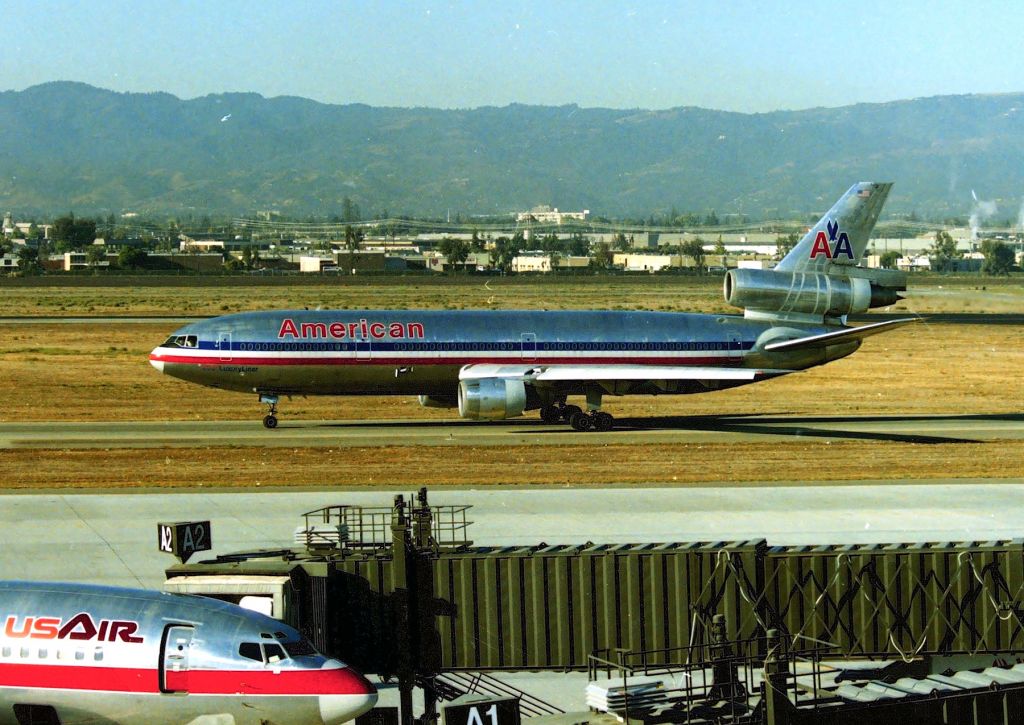 McDonnell Douglas DC-10 (N125AA) - KSJC -10 Heavy rolling to Runway 30L at San Jose, CA apprx year 1989-90. I do not remember where the Series 10s where headed in this time frame, as AA was using the DC-10-30 to Narita with the MD-11s soon to be delivered and taking over for the -30s. A good source I know says this may be the SJC-HNL-AKL flight that American ran for a short time back in this time era at San Jose. CN 45525 LN 72 delivered new to AA in 1972. Hawaiian used this for a while then FedEx bought this jet for spares.