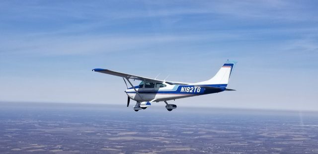 Cessna Skylane (N182TG)