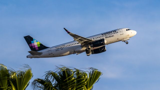 Airbus A320 (N519VL) - Volaris A320 taking off from at PHX on 8/1/22. Taken with a Canon 850D and Sigma 150-600mm Contemporary lens.