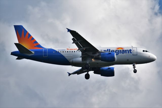 Airbus A319 (N328NV)