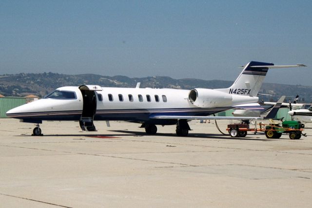 Learjet 45 (N425FX) - Seen here in Jun-02.  Reregistered N425LW 13-Dec-08 then N44NJ 22-Oct-11.