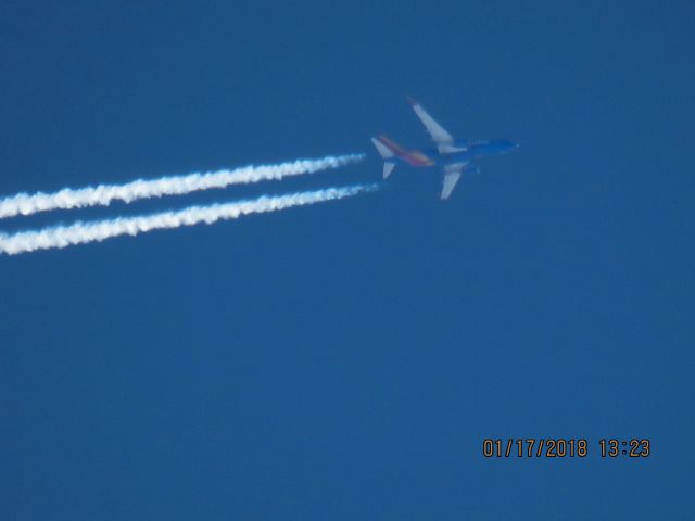 Boeing 737-700 (N7820L)