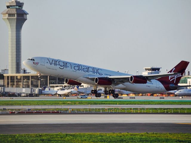 Airbus A340-300 (G-VELD)