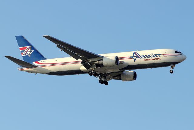 BOEING 767-300 (N396CM) - 'Amerijet 3022' arriving from Liege, Belgium  (9/18)