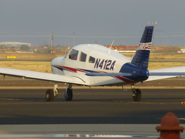 Piper Cherokee (N412A)