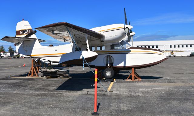 Grumman G-44 Widgeon (N199T) - Grumman G-44 Widgeon N199T in Anchorage Lake Hood Seaplane Base