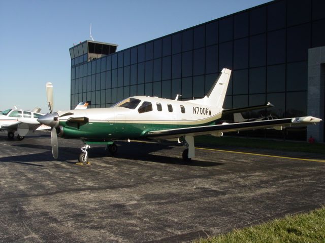 Socata TBM-700 (N700PW)