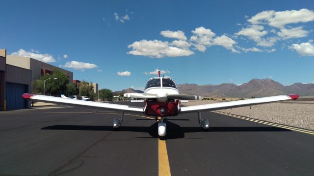 Piper Cherokee (N416HP) - Fresh out of the wash rack.