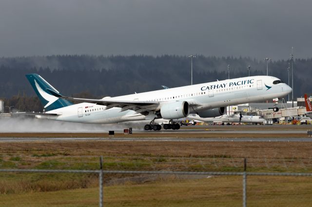 Airbus A350-900 (B-LRV)