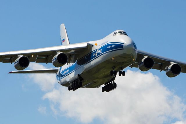 Antonov An-124 Ruslan (RA-82079)