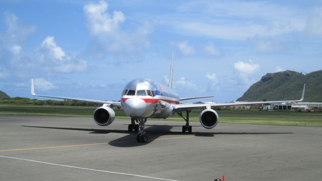 Boeing 757-200 (N183AN)