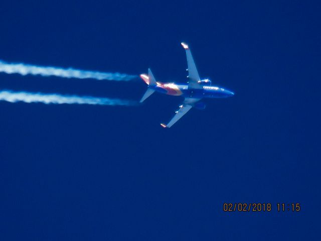 Boeing 737-700 (N7875A)