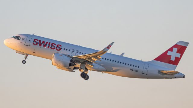 Airbus A320neo (HB-JDF)