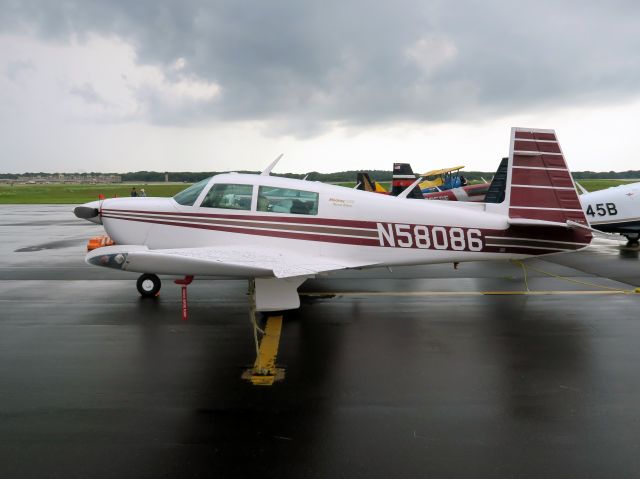 Mooney M-20 (N58086) - Gathering for the Mooney arrival at Oshkosh 2015.