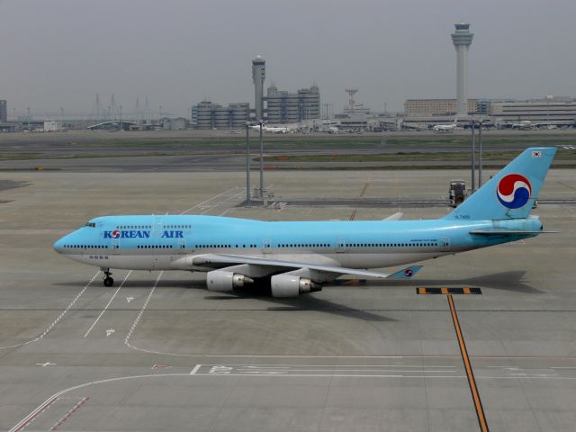 Boeing 747-400 (HL7489)