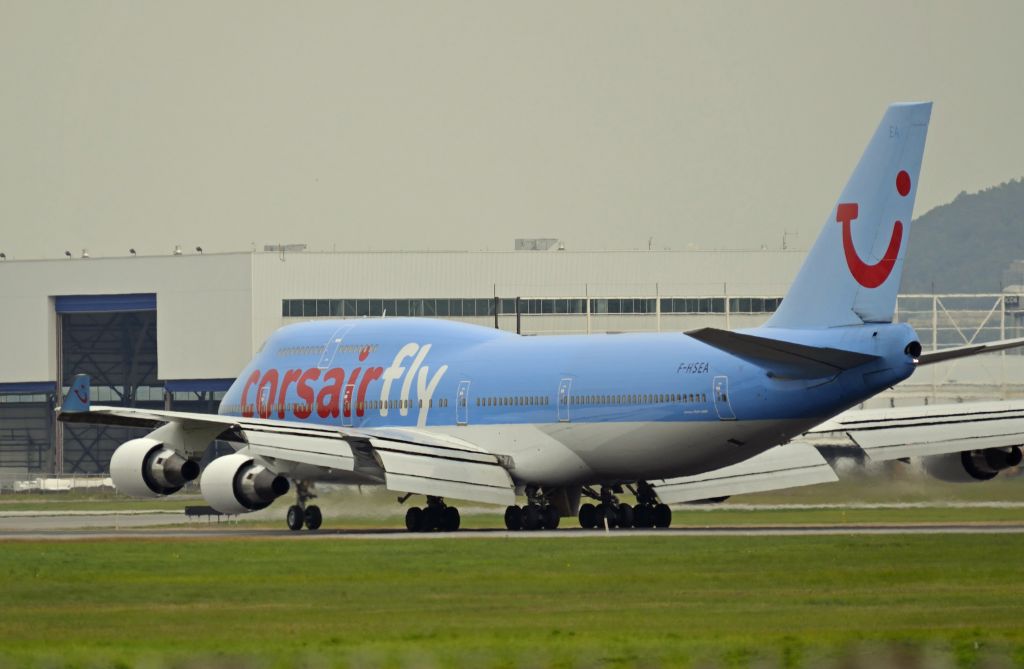 Boeing 747-400 (F-HSEA)