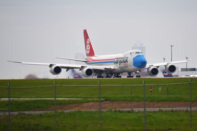 BOEING 747-8 (LX-VCF) - 23L 05-01-25