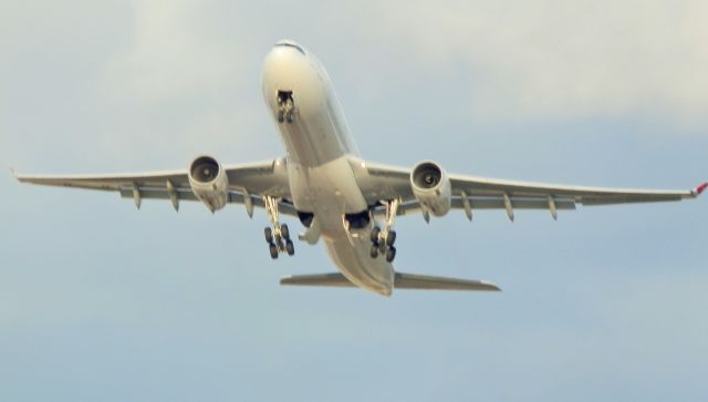 Airbus A330-300 (HB-JHG)