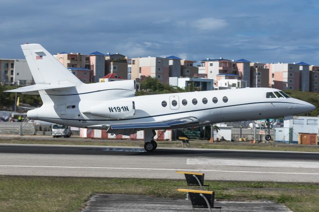 Dassault Falcon 50 (N191N)