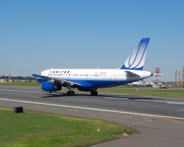 — — - United on takeoff roll at DCA