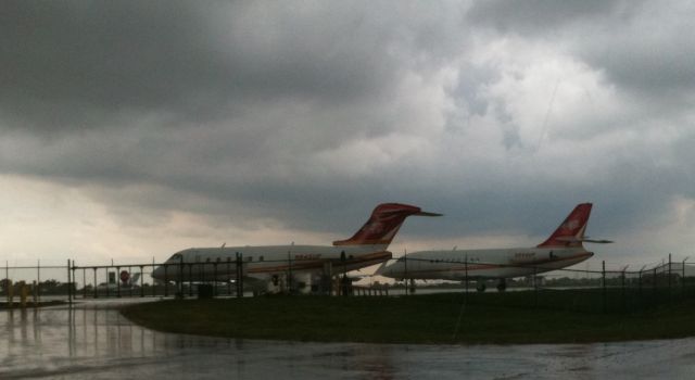 Dassault Falcon 2000 (N845UP) - The Union Pacific railroad planes at LOT under a stormy sky..