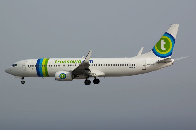 Boeing 737-700 (PH-HSF)