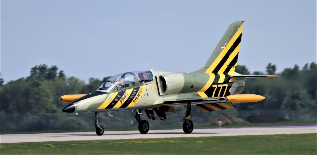 Aero L-39 Albatros (N5683D)