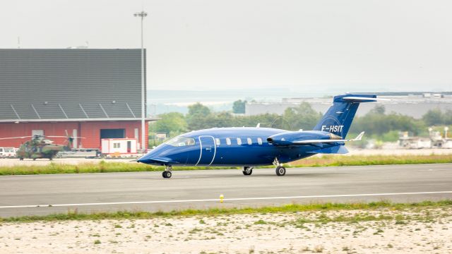 Piaggio P.180 Avanti (F-HSIT)