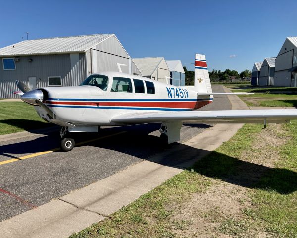 Mooney M-20 (N7451V)