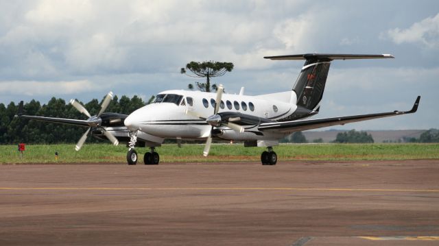 Beechcraft Super King Air 300 (PR-PRX)